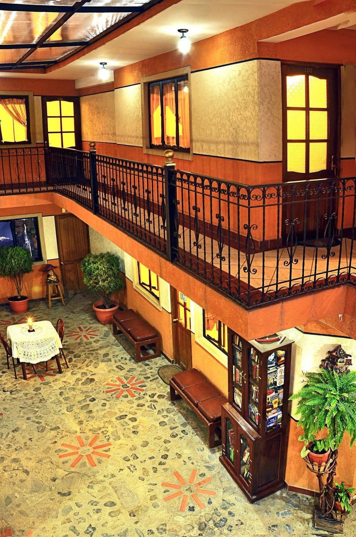 Hotel Fuentes La Paz Exterior photo